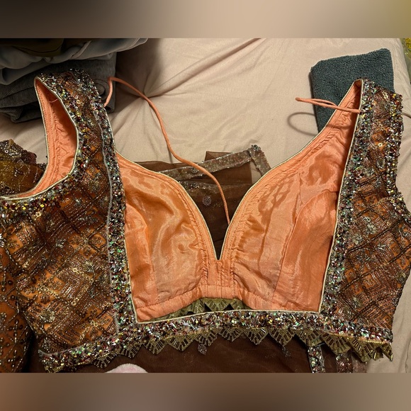 Lashkaraa Dark Peach Sequins Embroidered Crop Set - Picture 5 of 7